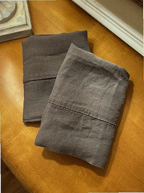 Banana Republic Home Natural Hemp STANDARD Shams (2) Thunder Gray NWOT OPEN BOX