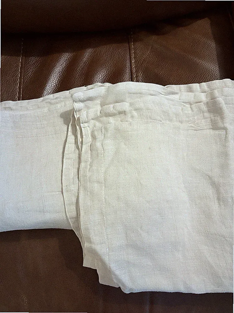 Crate & Barrel - 100% Hemp Cotton Linen- King Shams white (Set Of 2)