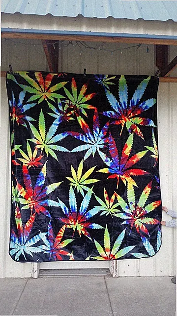 TYE DYE MARIJUANA LEAVES LEAF WEED CANNABIS POT QUEEN SIZE BLANKET BEDSPREAD